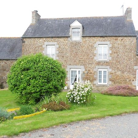 Maison De La Croix Galliot Bed and Breakfast Cherrueix Esterno foto