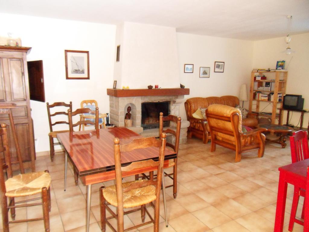 Maison De La Croix Galliot Bed and Breakfast Cherrueix Esterno foto