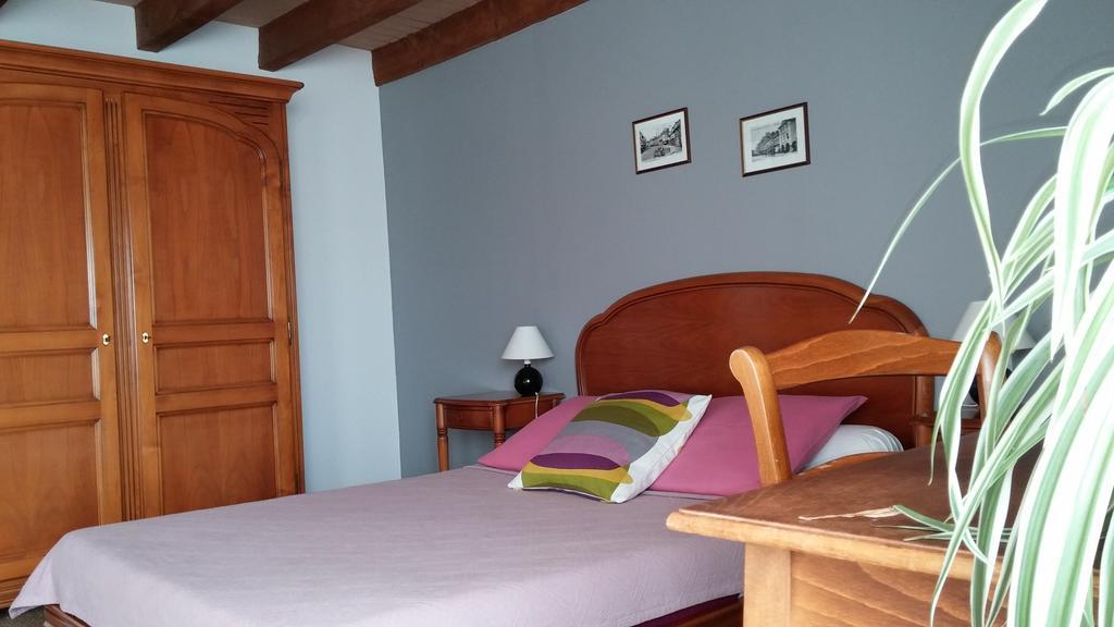Maison De La Croix Galliot Bed and Breakfast Cherrueix Esterno foto